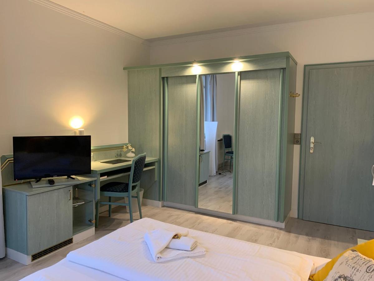 Hotel Residenz Lauterbach Putbus Extérieur photo